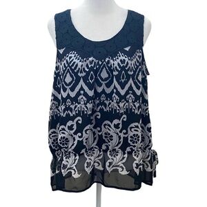 Dressbarn Petite Elegant Black and White Sleeveless Top. NWT. Size PXL.